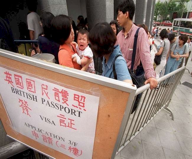 हांगकांग के लोगों के लिए ब्रिटेन का नागरिक बनने का रास्ता खुला, गुस्से से लाल हुआ चीन