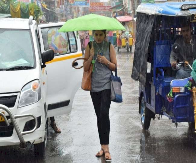 दिल्ली-NCR के कई इलाकों में बारिश, कल गिर सकते हैं ओले