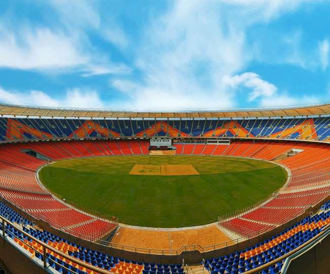 दुनिया के सबसे बड़े क्रिकेट स्टेडियम में मुकाबले देखने के लिए टिकटों की बिक्री शुरू