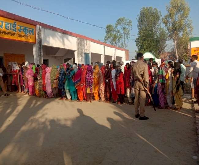 Shamli Panchayat Chunav 2021 -शामली में नौ बजे तक 11 फीसदी तक हुआ मतदान, महिलाओं में दिखा उत्‍साह