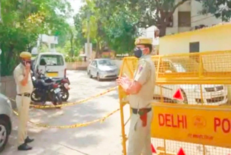 दिल्ली: लूटपाट के इरादे से घुसे बदमाशों ने की बुजुर्ग की हत्या, वारदात के वक्त मृतक की पत्नी को किया रसोई में बंद