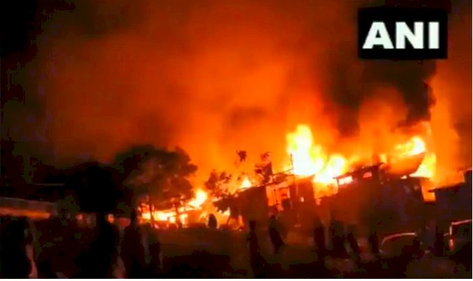 J&K: बारामूला जिले में भीषण आग में कई घर जलकर खाक हुए, आर्मी ने रात 2 बजे किया कंट्रोल