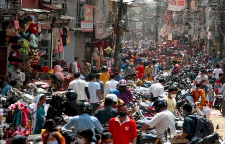 दिल्ली: डॉक्टरों ने बाजारों को खोलने पर जताई चिंता, 'कोरोना विस्फोट' की दी चेतावनी, बोले- आ सकती इससे भी खतरनाक लहर