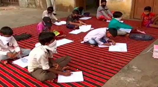 झारखंड सरकार की तैयारी: बच्चों के लिए जल्द लगेंगी मोहल्ला क्लास, टीचर्स ऐसे कराएंगे ऑफलाइन पढ़ाई