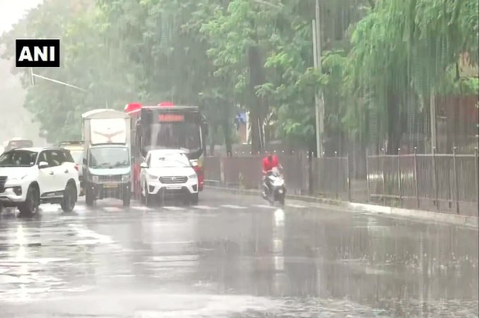 Weather Forecast: बिहार और यूपी में होगी जमकर बारिश, दिल्ली में गर्मी रहेगी जारी