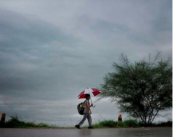 Bihar Weather: बिहार से झारखंड तक मानसून सक्रिय, नौ जुलाई के लिए अलर्ट जारी; कई इलाकों में होगी भारी बारिश