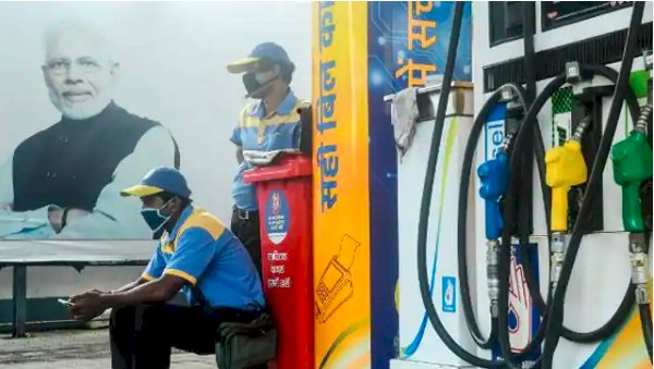 Petrol-Diesel Price Today : दिल्ली से पटना, जयपुर, बेंगलुरु तक के आज पेट्रोल-डीजल के ये हैं नए रेट