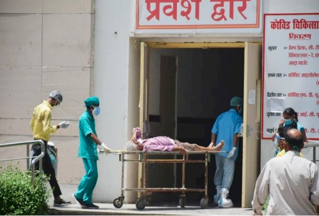 तीन से चार महीने तक सुरक्षित है दिल्ली: स्वास्थ्य विभाग के अधिकारी बोले- तीसरी लहर में बस दो महीने बचे