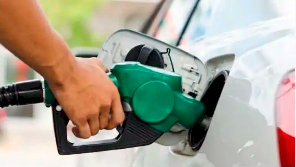 Petrol Price Today: एक दिन की राहत के बाद पेट्रोल की कीमतों में आज फिर लगी आग, चेक करें आपके शहर का रेट